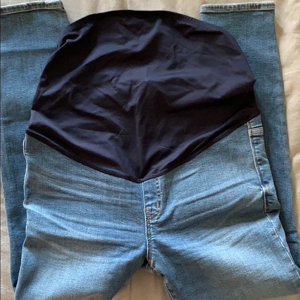 Madewell Maternity Jeans. Size 28